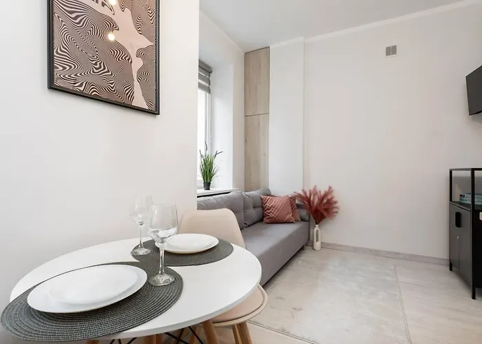 Daisy Stary Mokotow Apartment *