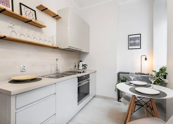 Apartment Daisy Stary Mokotow Warsaw